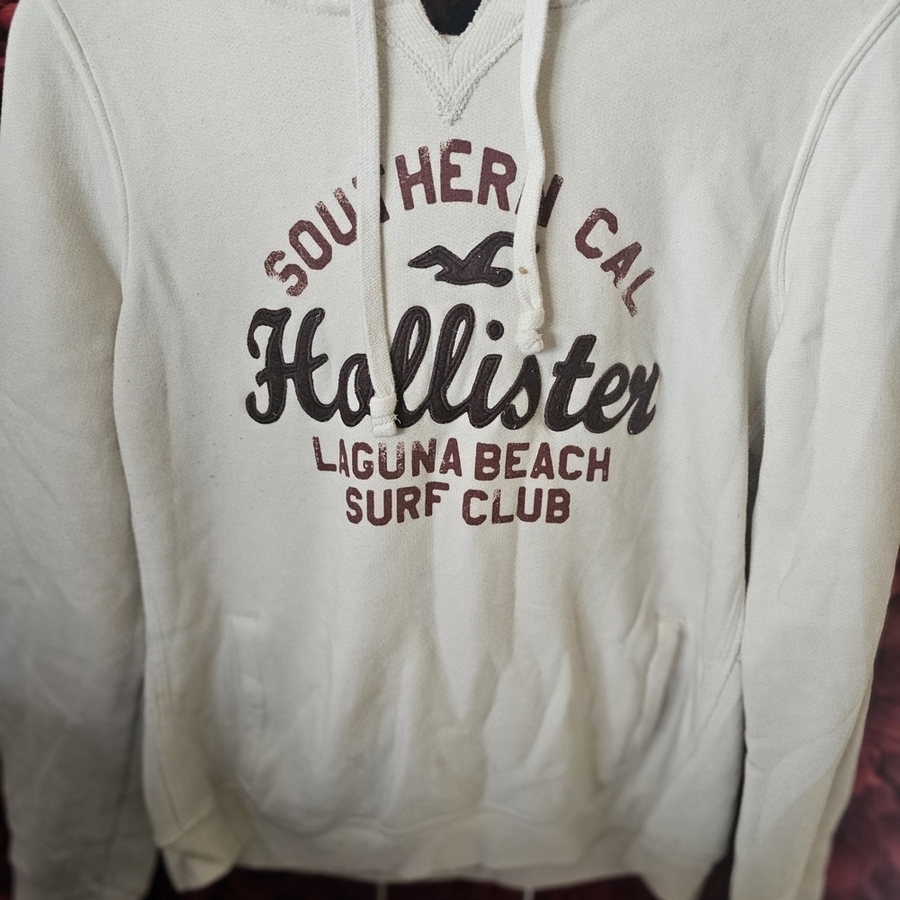 Hollister Cream/Brown/Maroon Logo Hoodie Size Xlarge